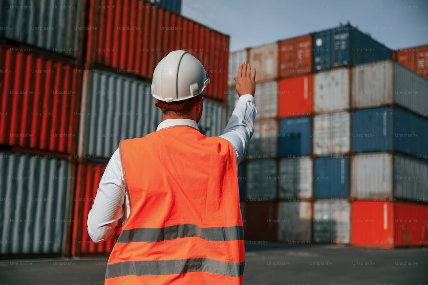 Customs clearance paperwork and logistics management — Readsea Shipping